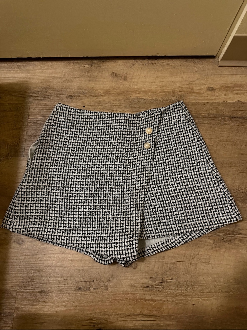 Black & White Houndstooth Women’s Shorts with Accent Buttons